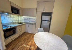 Private kitchen - Rent Up - Monoambiente Zona Congreso (Buenos Aires)