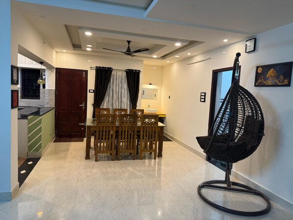 تناول الطعام