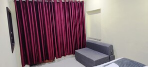 Family Double Room - Hotel V D Choudhary (Jaipur)