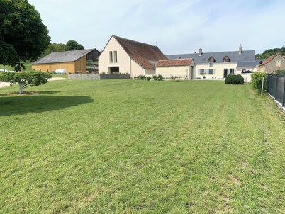 LA CHAMBRISIENNE: Country houses with year-round heated pool.