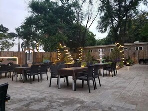 Bar (en la propiedad)