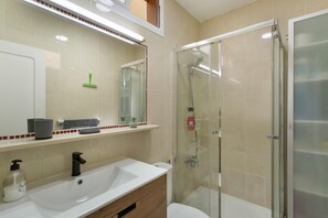 Shower, hair dryer, towels - Maspalomas green oasis (San Bartolomé de Tirajana)