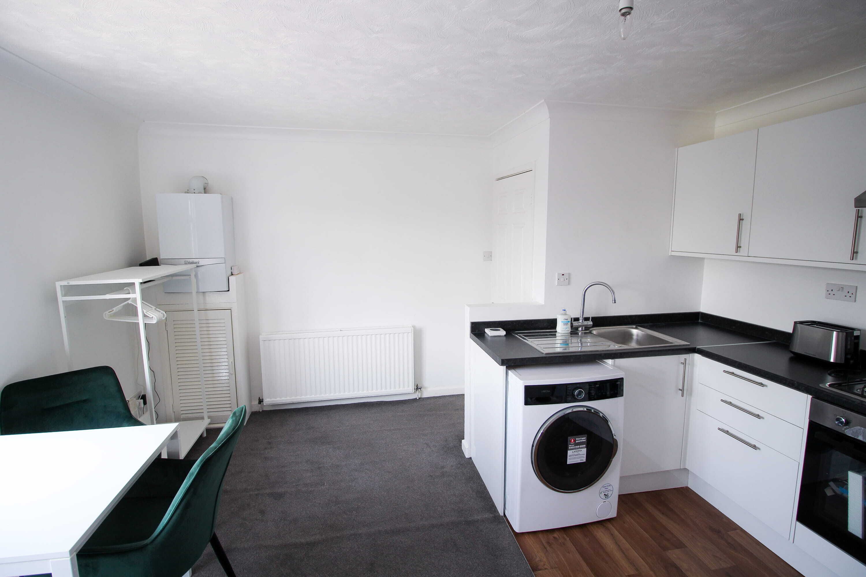 Fridge, oven, stovetop, toaster