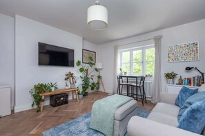 Televisión, oficina