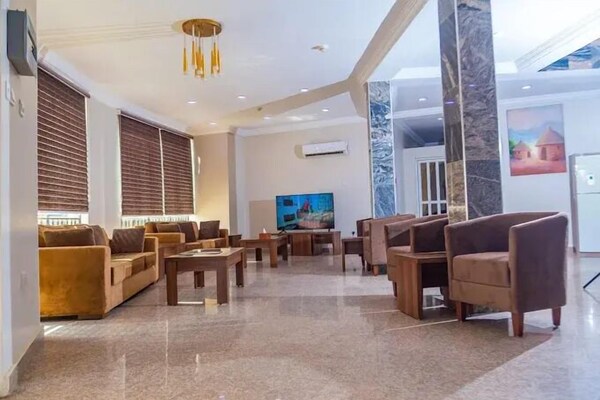 De Guest Pride Hotel And Suites - Kano