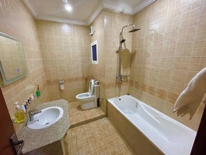 Economy Room, Balcony, City View | Bathroom