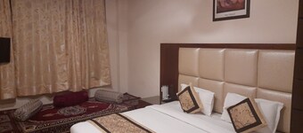 Soothing hotel with AC in Dharamshala - 18 bedrooms available