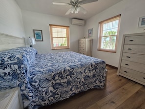 3 habitaciones, tabla de planchar con plancha, cuna de viaje y wifi 