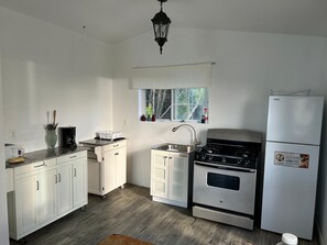 Oven, stovetop - A Peace of Paradise- Not just a destination, it's a feeling. (Andros Town)