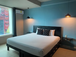 Habitación superior, vista a la ciudad | Decoración personalizada, wifi gratis y ropa de cama