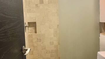 Basic Single Room | Bathroom | Shower, towels