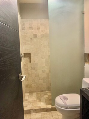 Economy Single Room | Bathroom