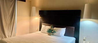 5th Avenue Room By BLVD