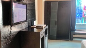 Standard Double Room, City View | WiFi (free), individually decorated, bed sheets
