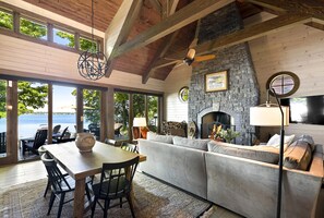 TV, fireplace