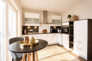Fridge, microwave, oven, stovetop - Your exclusive penthouse in a perfect location - pure luxury and relaxation with its own (Norderney)