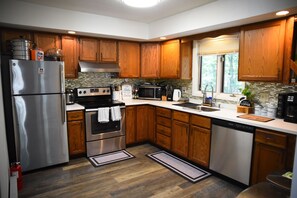 Microwave, oven, stovetop, dishwasher