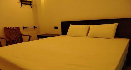 CITRINE SUITE