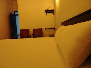 1 Schlafzimmer, Bügeleisen/Bügelbrett, Bettwäsche