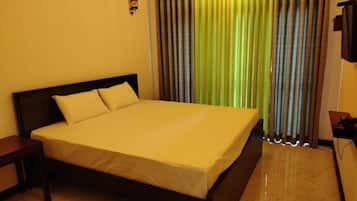 1 bedroom, iron/ironing board, bed sheets