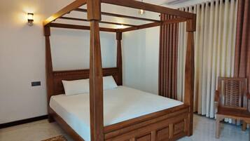 1 bedroom, iron/ironing board, bed sheets