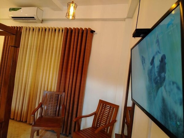 Interior - RUBY SUITE (Ratnapura)