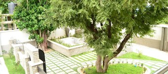 De Marshall Hotel and Apartments