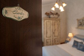 3 chambres, accès Internet, draps fournis