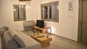 TV - Prime Views A - Peacefull Villa with Private Pool, premium Sea view and Sunsets. (Poseidonia)