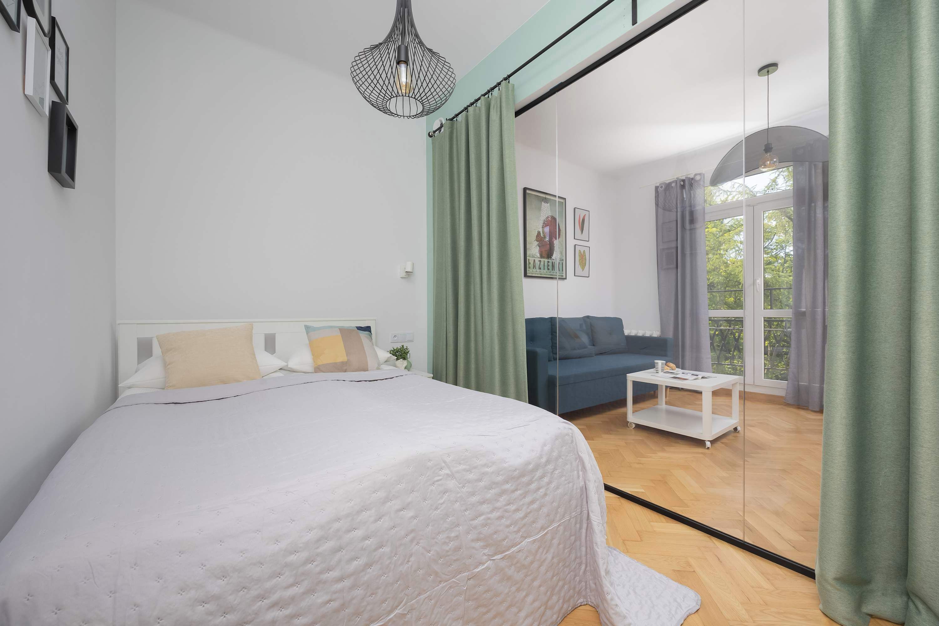 1 bedroom, iron/ironing board, travel crib, WiFi