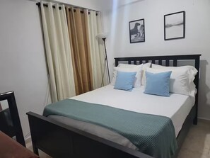 1 chambre, fer et planche à repasser, Wi-Fi