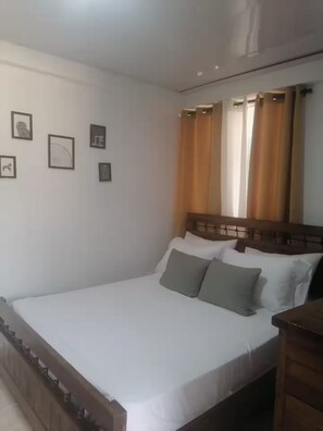 1 bedroom, iron/ironing board, WiFi - With terrace in the heart of the colonial zone (Santo Domingo)