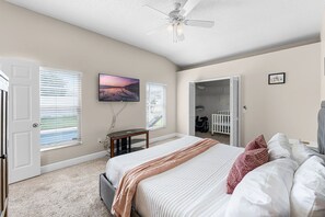 3 bedrooms, iron/ironing board, WiFi, bed sheets