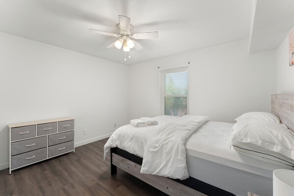 1 Schlafzimmer, Bügeleisen/Bügelbrett, WLAN, Bettwäsche