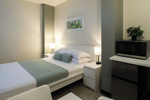 Near Old San Juan Zero-cost Parking A C