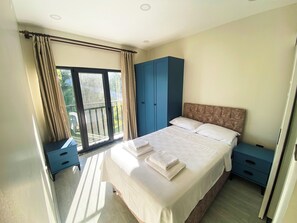 Comfort Villa, Balcony, City View | Seterika/papan seterika
