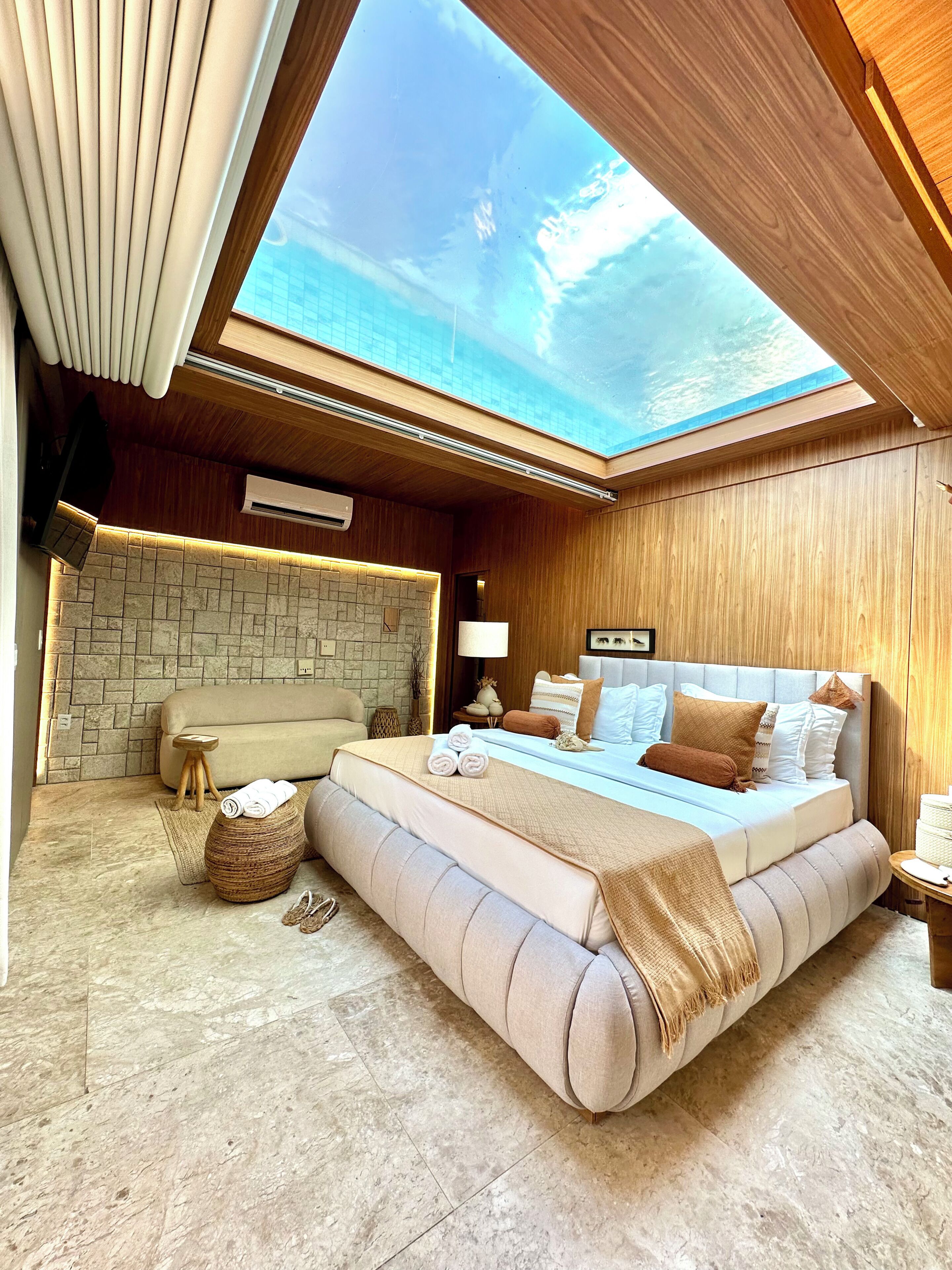 Presidential Suite | Premium bedding, bed sheets