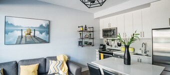 Luxury 1BD Condo @ All Season Waterfront Resort