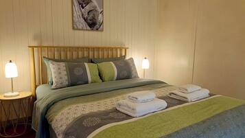 1 bedroom, iron/ironing board, WiFi, bed sheets