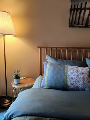 2 makuuhuonetta, silitysrauta/-lauta, Wi-Fi, vuodevaatteet