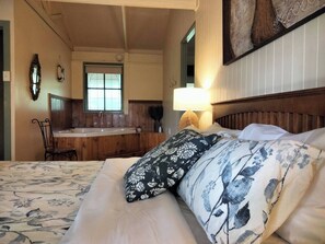 1 bedroom, iron/ironing board, bed sheets