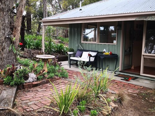 TimberLoo Cottage  4 (1 Queen Bed) SPA & Wood Stove