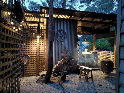 Pillowood Cottage  9 (1Queen+2Twins) & Wood Stove