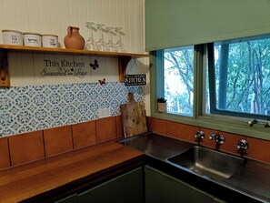 Interior - Pillowood Cottage  9 (1Queen+2Twins) & Wood Stove (Kalimna)