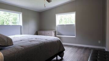 4 Schlafzimmer, kostenloses WLAN, Bettwäsche