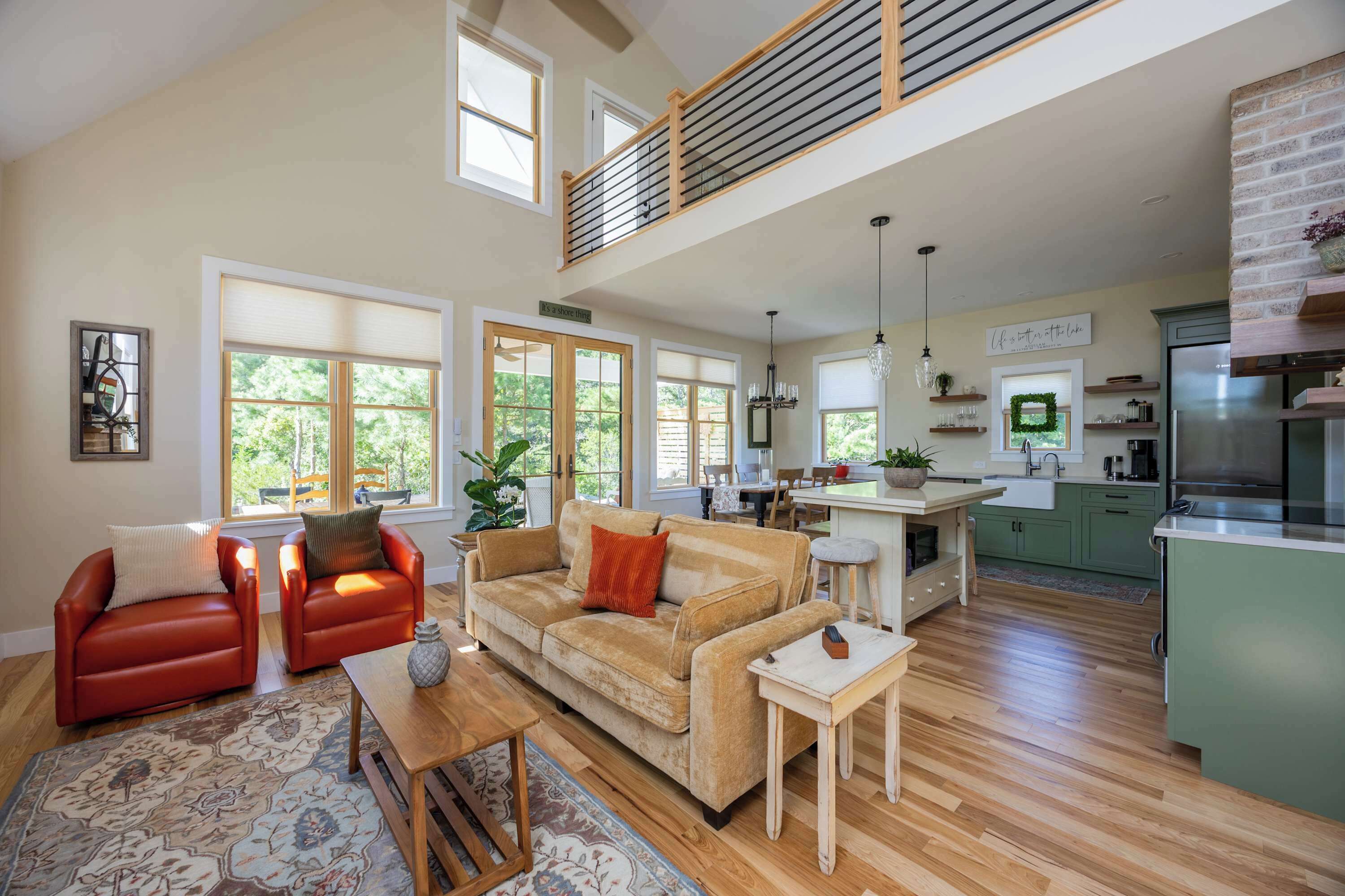 TV, fireplace, offices