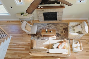 TV, fireplace, offices
