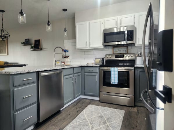 Microwave, oven, stovetop, dishwasher