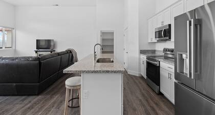 Welcoming 3-bedroom suite in Gardnerville, NV near Topaz Lake.