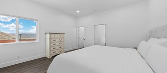 Welcoming 3-bedroom suite in Gardnerville, NV near Topaz Lake